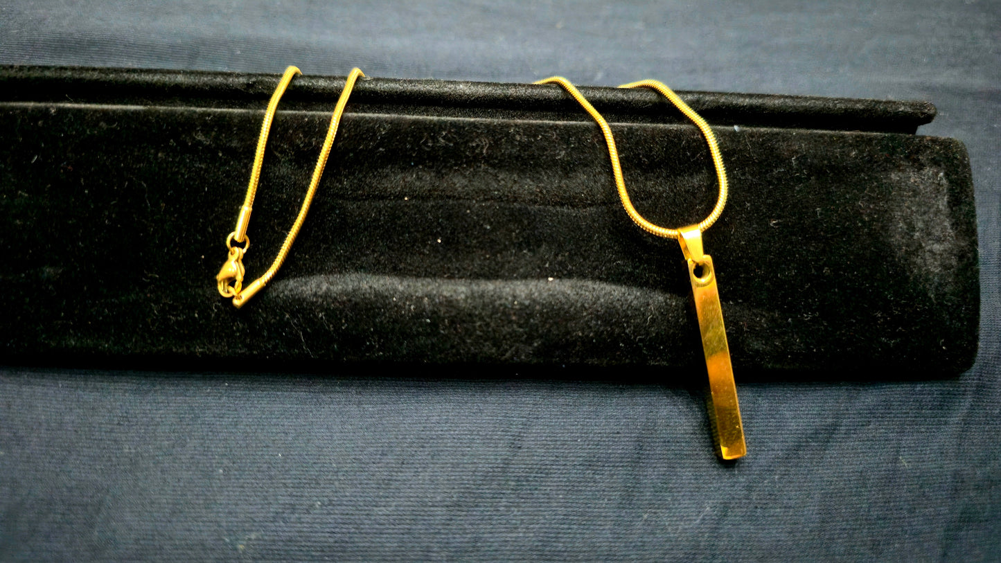 Chain Deal – Golden Chain with Golden Pendant + Premium Box