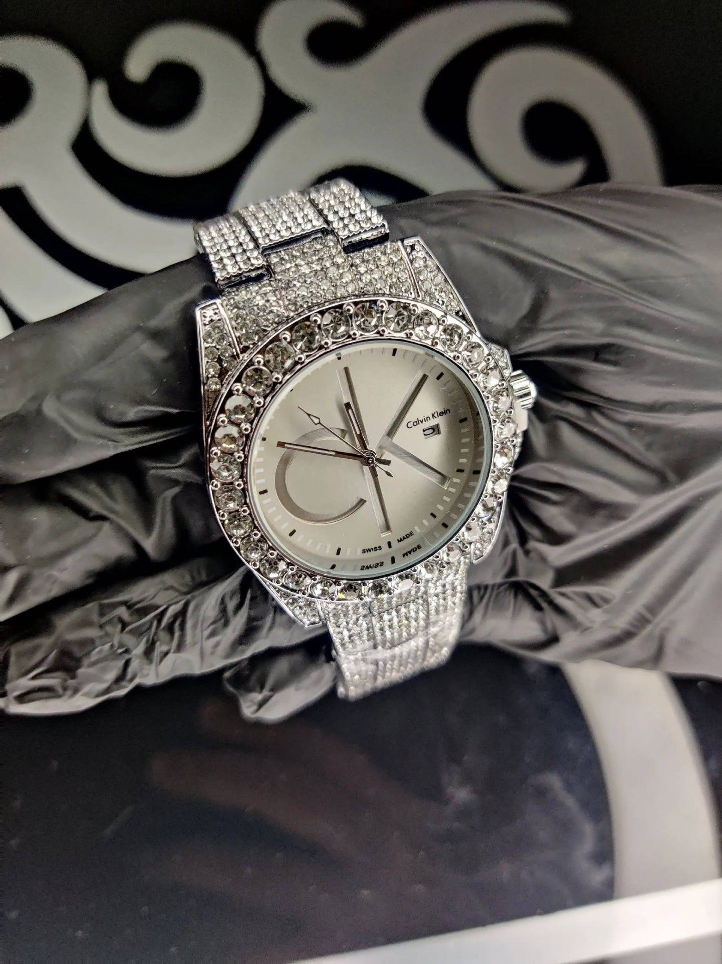 Ck white Gem-white dial